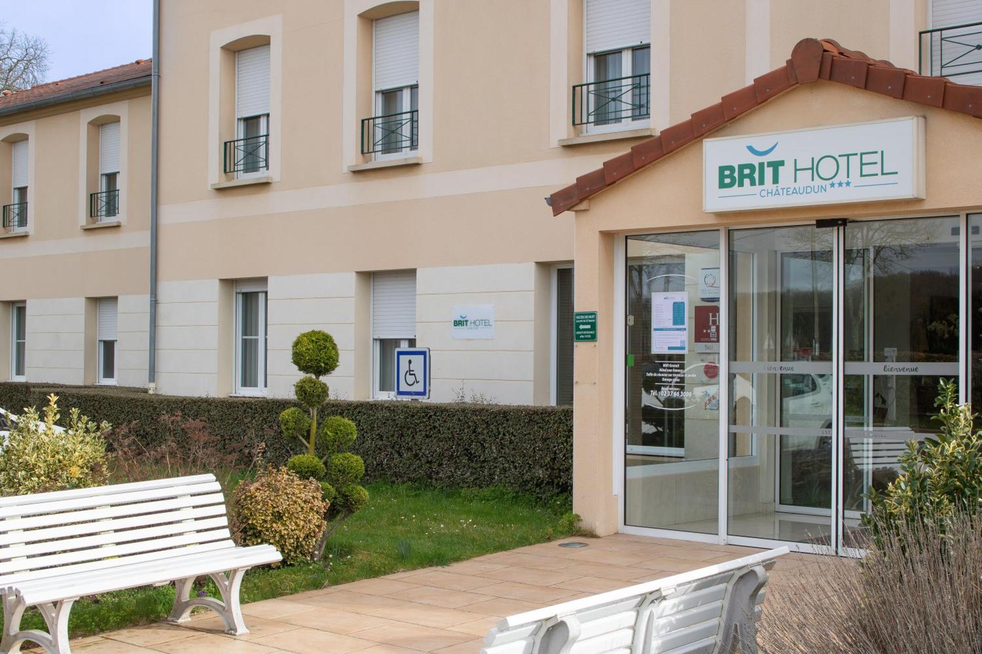 Brit Hotel 샤토덩 외부 사진