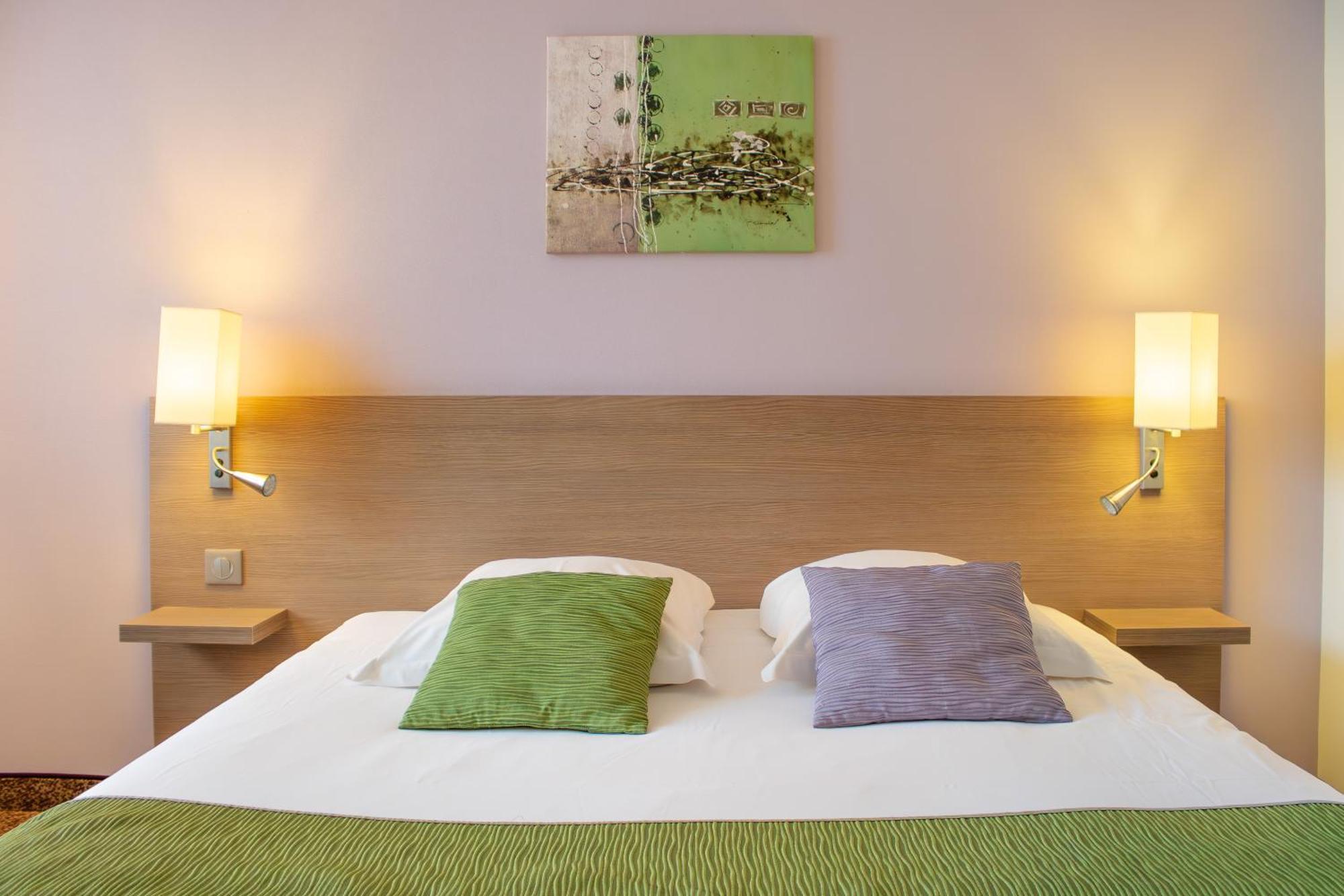 Brit Hotel 샤토덩 외부 사진