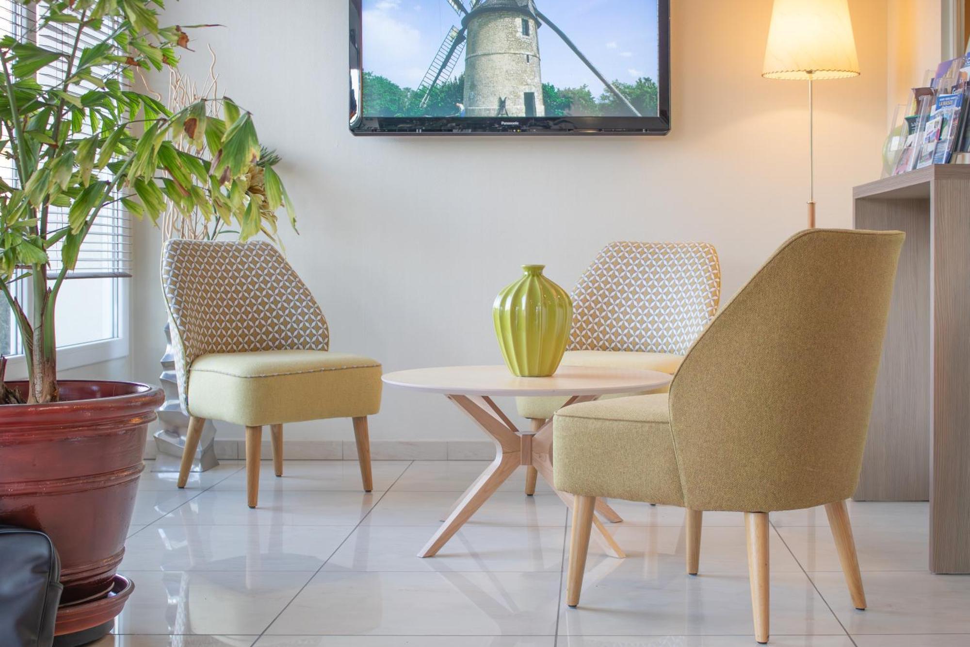 Brit Hotel 샤토덩 외부 사진
