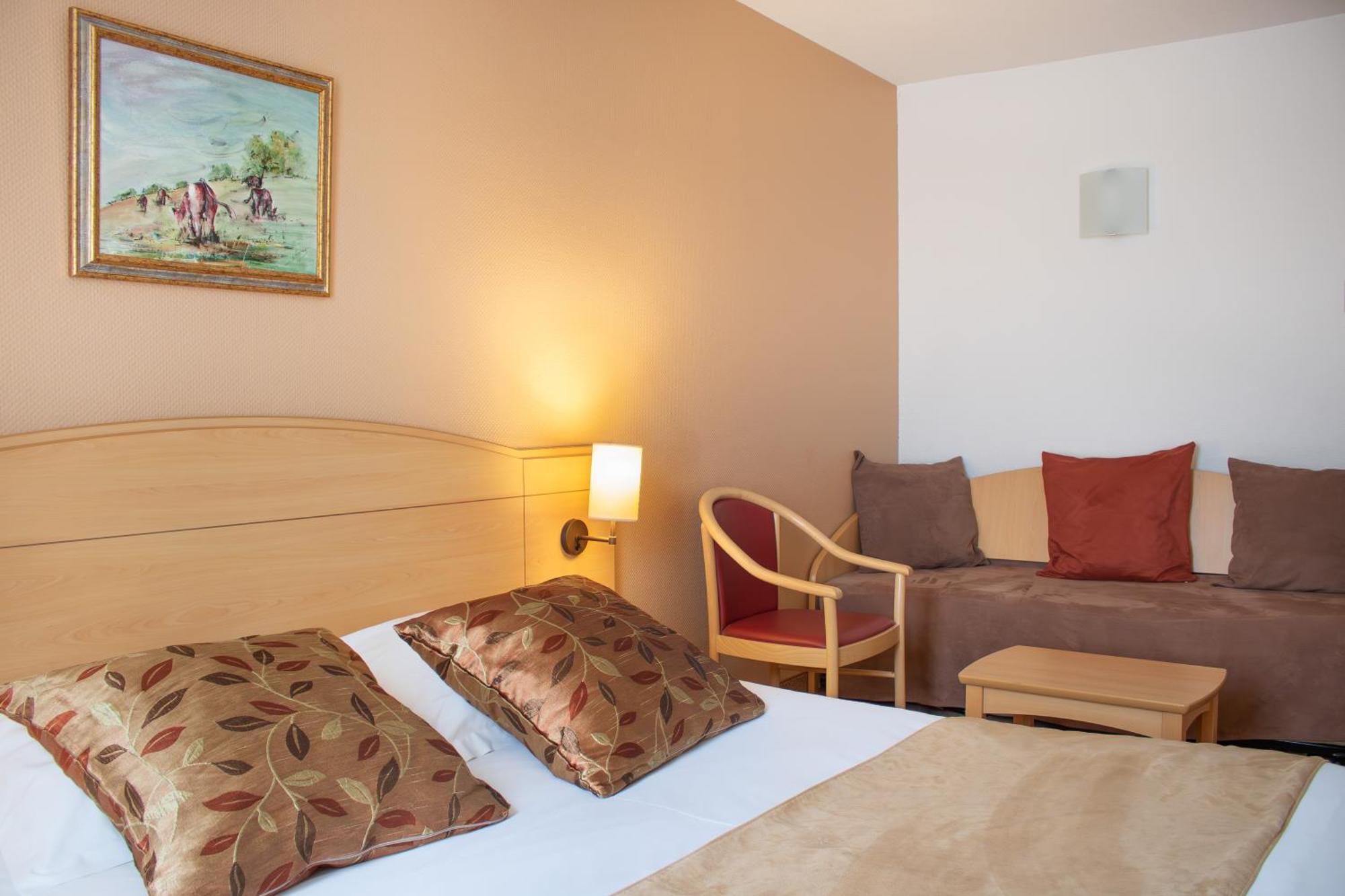 Brit Hotel 샤토덩 외부 사진