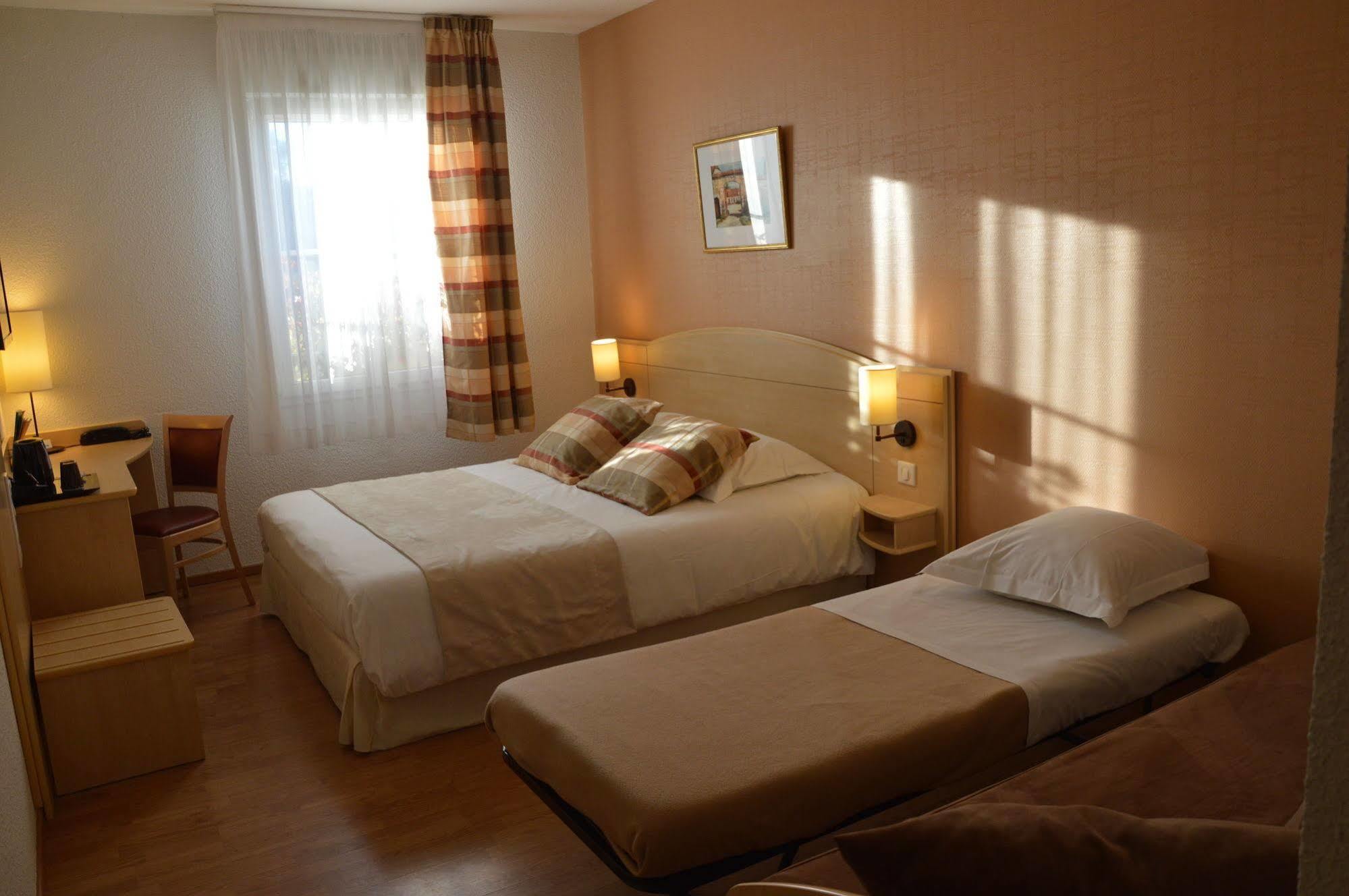 Brit Hotel 샤토덩 외부 사진